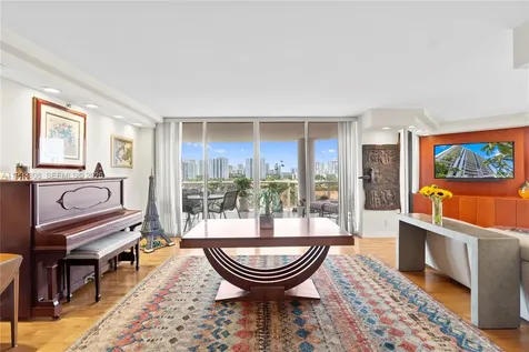 3598 Yacht Club Drive Aventura FL 33180