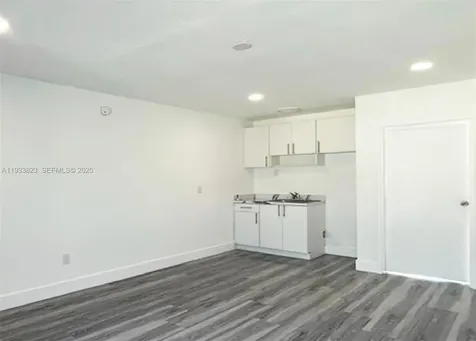14280 NE 6th Avenue North Miami FL 33161