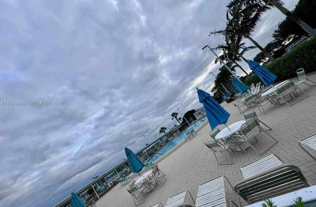 269 Brittany Delray Beach FL 33446