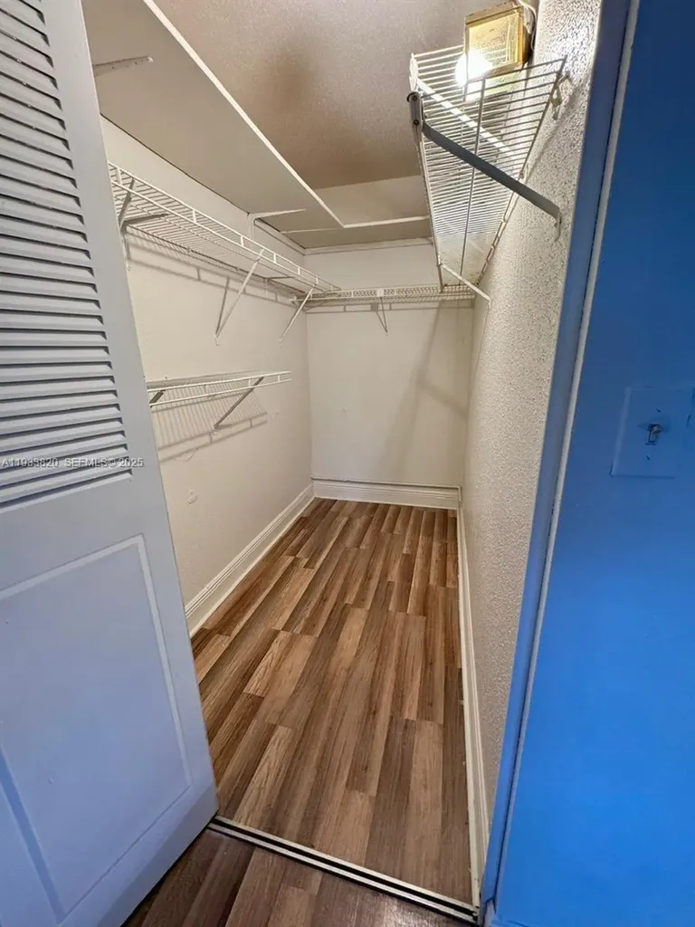 269 Brittany Delray Beach FL 33446