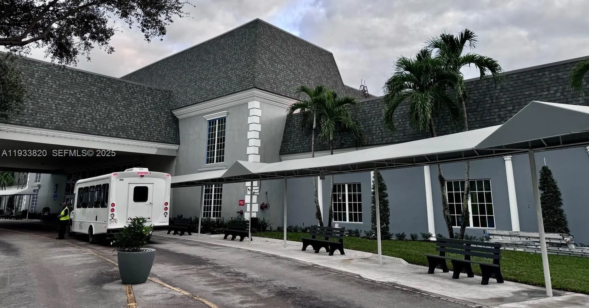 269 Brittany Delray Beach FL 33446