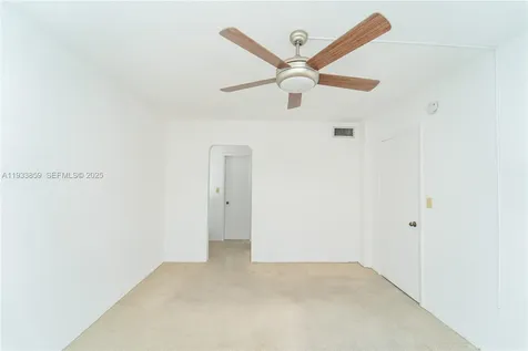2855 Leonard Drive Aventura FL 33160