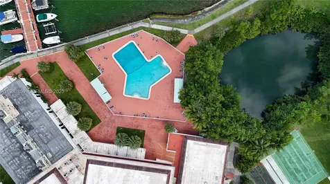 2855 Leonard Drive Aventura FL 33160