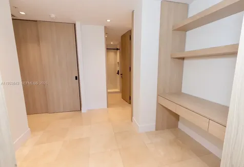 251 Crandon Boulevard Key Biscayne FL 33149