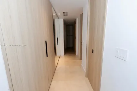 251 Crandon Boulevard Key Biscayne FL 33149