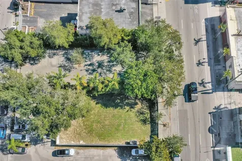 1471 SW 1st Street Miami FL 33135