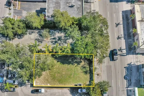 1471 SW 1st Street Miami FL 33135