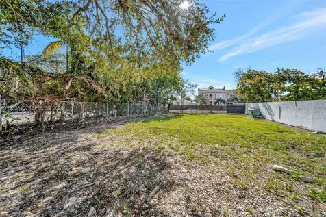 1471 SW 1st Street Miami FL 33135