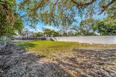 1471 SW 1st Street Miami FL 33135