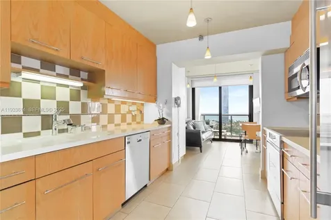 19667 Turnberry Way Aventura FL 33180