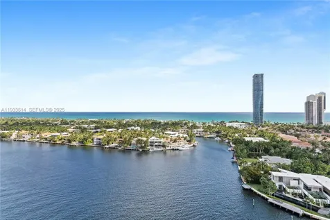 19667 Turnberry Way Aventura FL 33180