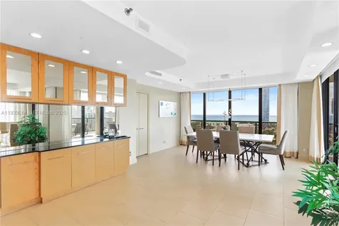 19667 Turnberry Way Aventura FL 33180