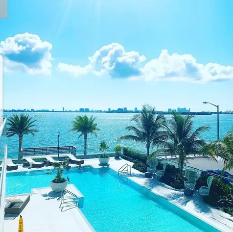 2900 NE 7th Avenue Miami FL 33137
