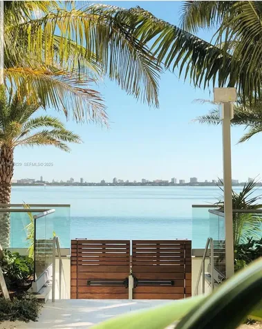 2900 NE 7th Avenue Miami FL 33137