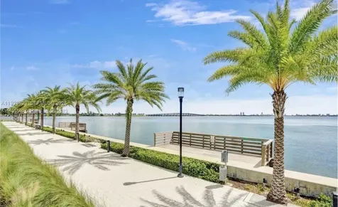 2900 NE 7th Avenue Miami FL 33137