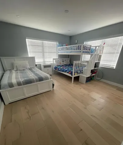 1235 Pennsylvania Avenue Miami Beach FL 33139