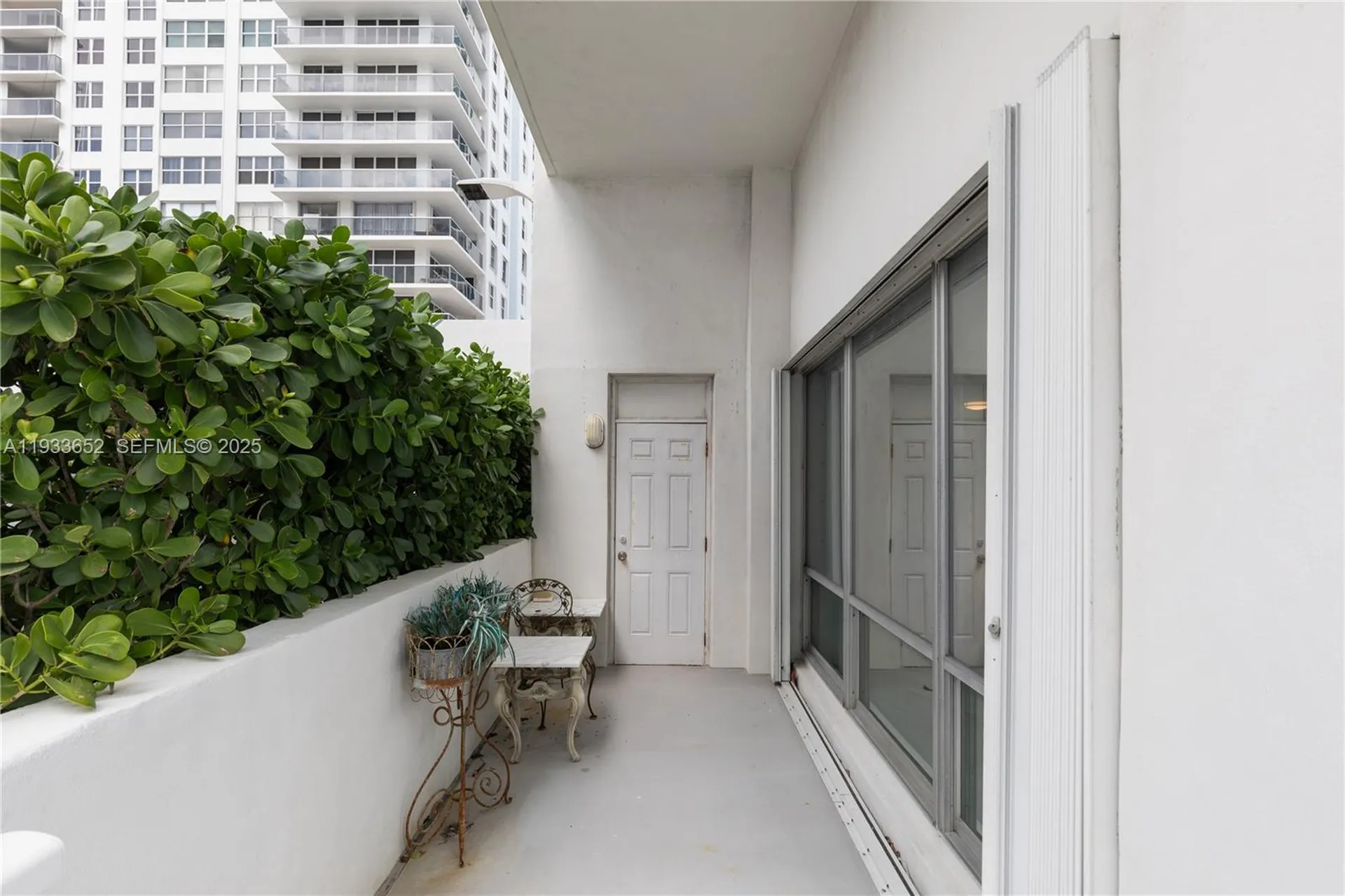 2751 S Ocean Drive Hollywood FL 33019