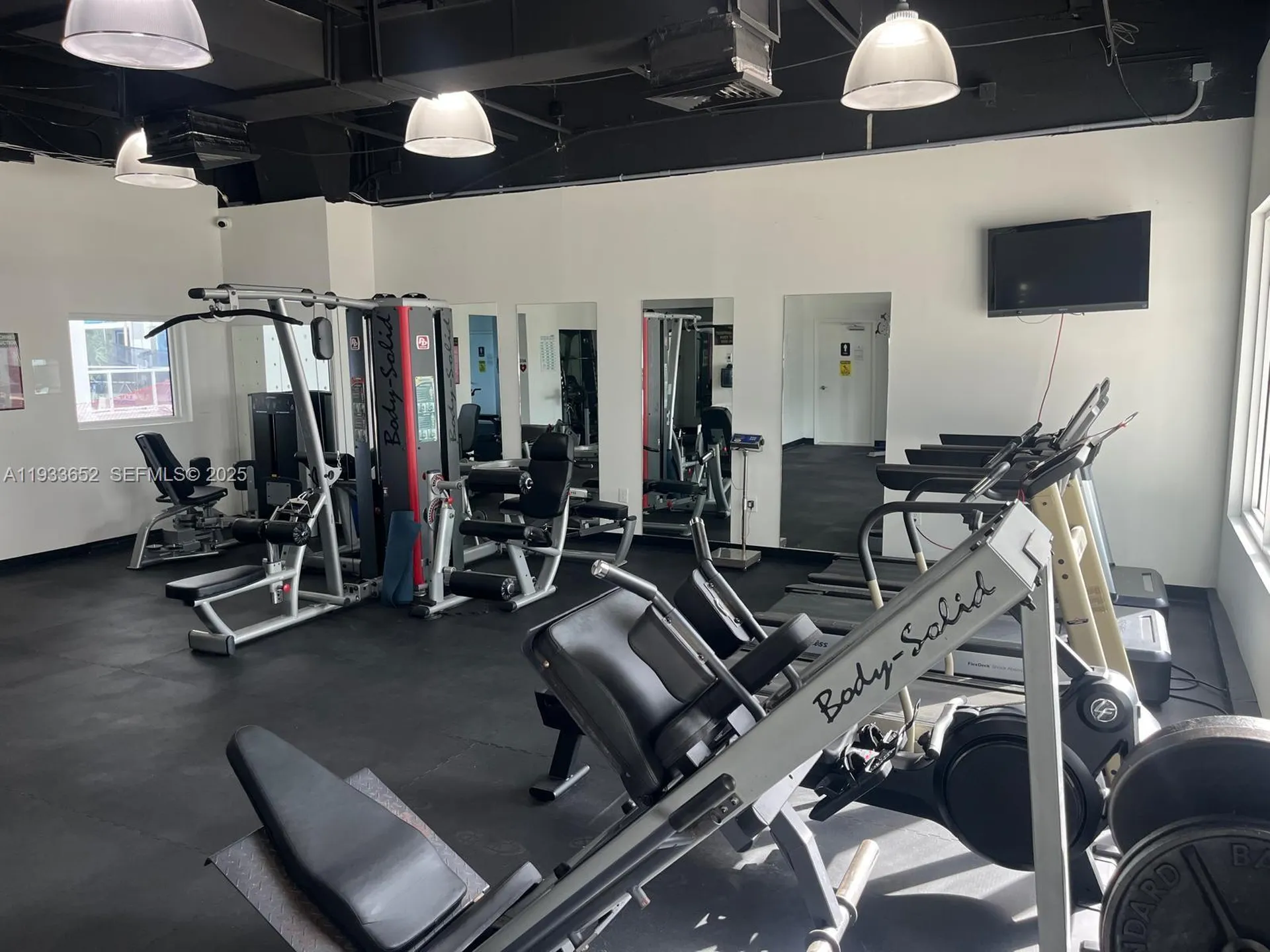 2751 S Ocean Drive Hollywood FL 33019