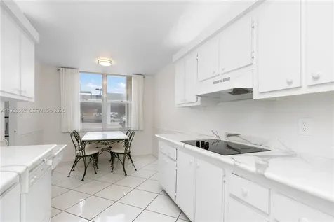2751 S Ocean Drive Hollywood FL 33019