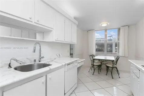 2751 S Ocean Drive Hollywood FL 33019