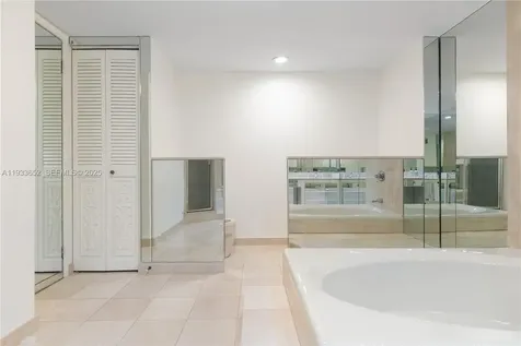 2751 S Ocean Drive Hollywood FL 33019