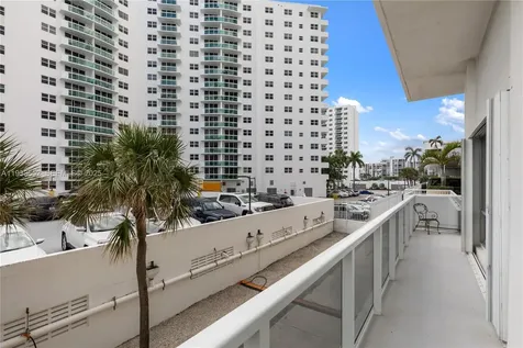 2751 S Ocean Drive Hollywood FL 33019