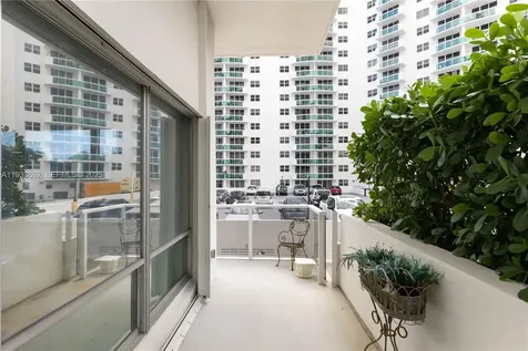 2751 S Ocean Drive Hollywood FL 33019