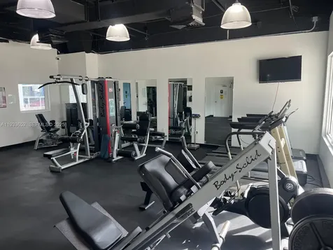 2751 S Ocean Drive Hollywood FL 33019
