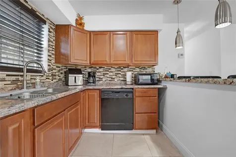 6841 Raleigh Street Hollywood FL 33024