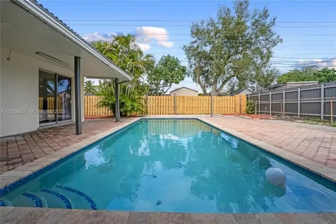 6841 Raleigh Street Hollywood FL 33024