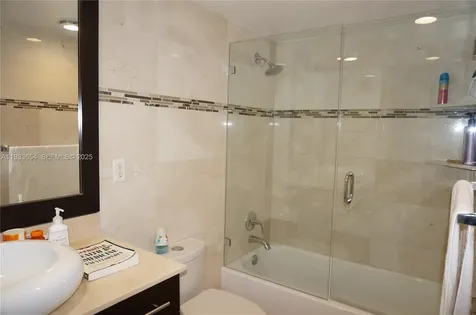 19390 Collins Avenue Sunny Isles Beach FL 33160