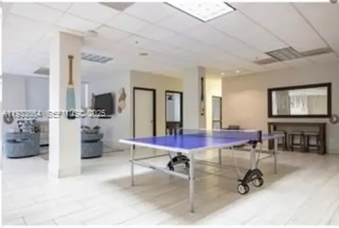 19390 Collins Avenue Sunny Isles Beach FL 33160