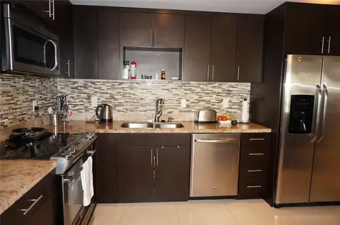 19390 Collins Avenue Sunny Isles Beach FL 33160