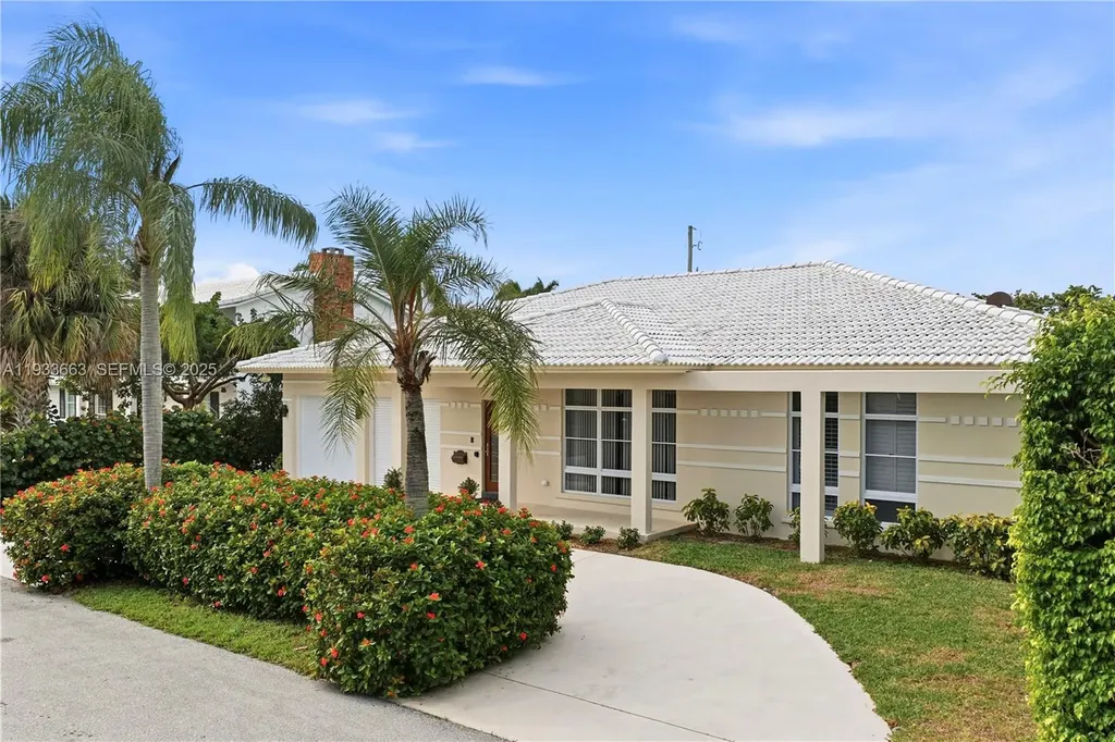 2607 Holy Cross Lane Lake Worth FL 33460