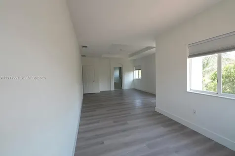 8836 SW 221 Terrace Miami FL 33190