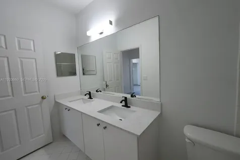 8836 SW 221 Terrace Miami FL 33190