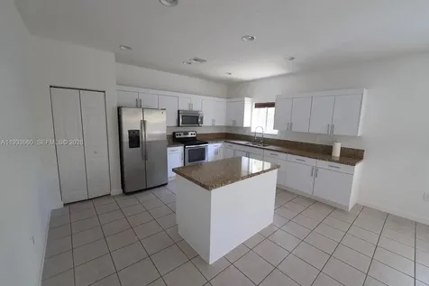 8836 SW 221 Terrace Miami FL 33190