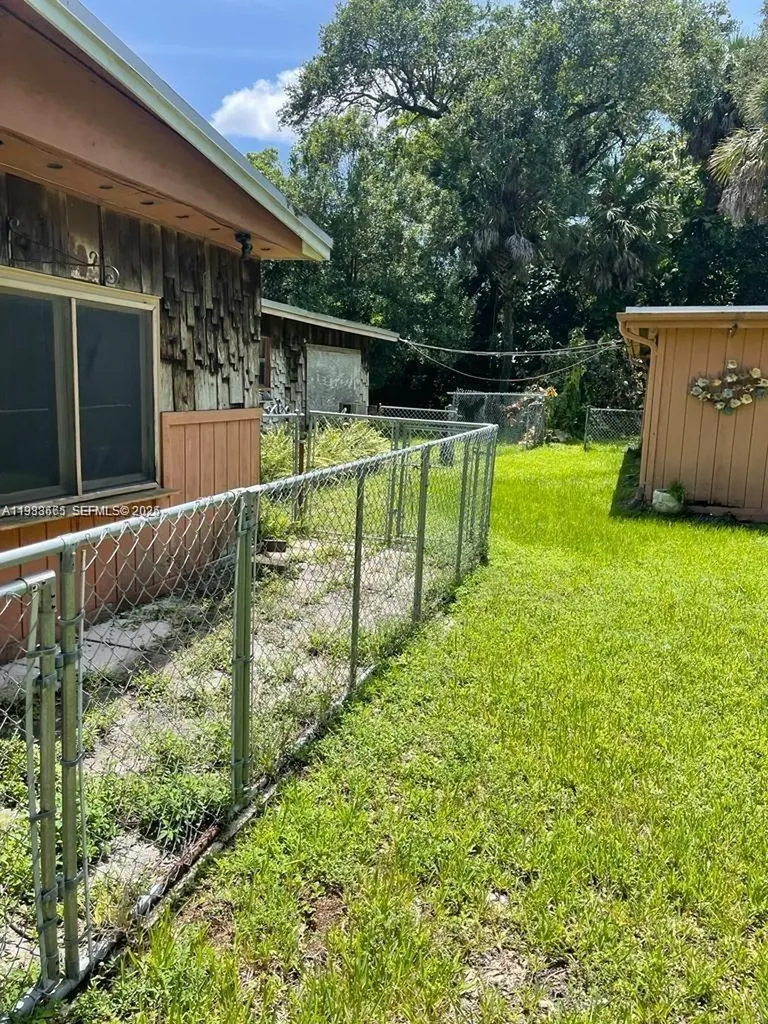 2913 Riverland Road Fort Lauderdale FL 33312