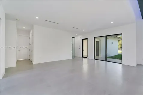 10398 SW 64th Street Miami FL 33173