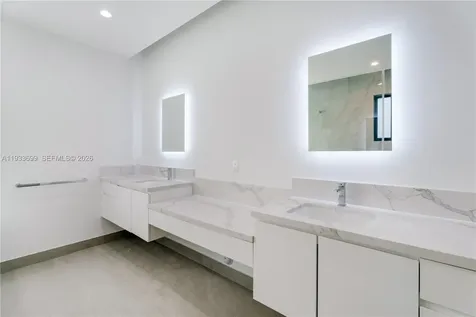 10398 SW 64th Street Miami FL 33173