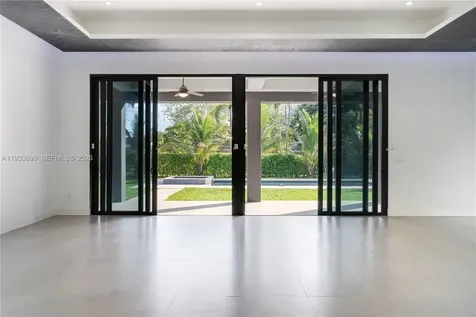 10398 SW 64th Street Miami FL 33173