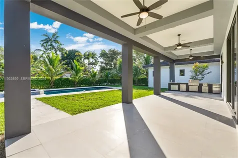 10398 SW 64th Street Miami FL 33173