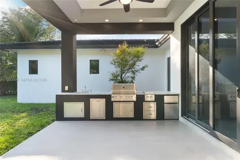 10398 SW 64th Street Miami FL 33173