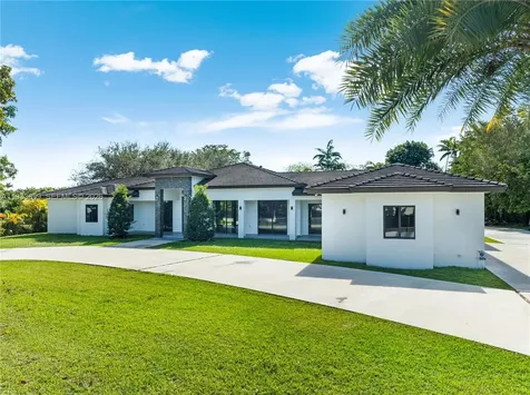 10398 SW 64th Street Miami FL 33173