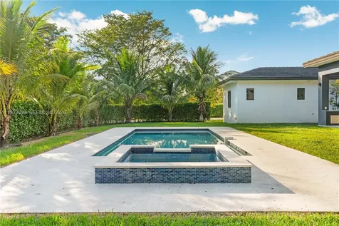 10398 SW 64th Street Miami FL 33173