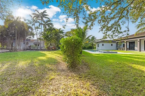 10398 SW 64th Street Miami FL 33173