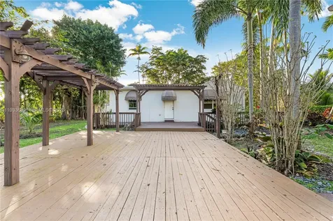 10398 SW 64th Street Miami FL 33173