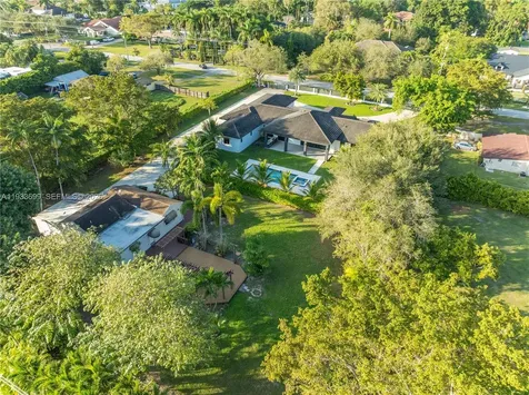 10398 SW 64th Street Miami FL 33173