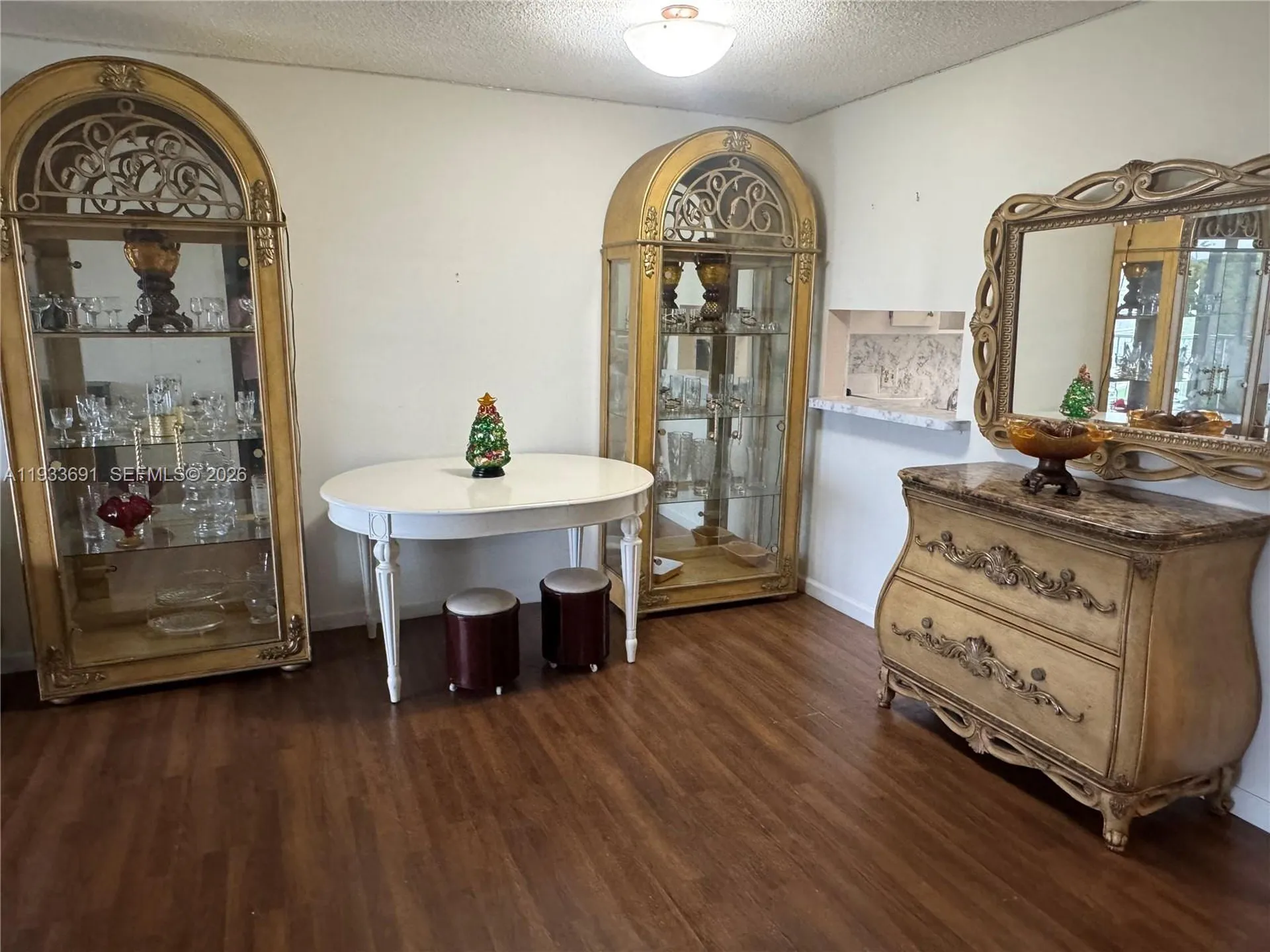 950 Hillcrest Drive Hollywood FL 33021