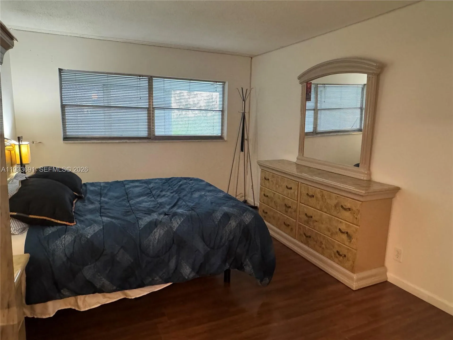 950 Hillcrest Drive Hollywood FL 33021
